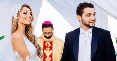 Copertina di “Niente colma il vuoto, la vita ti ha portato via in silenzio. A volte vorrei solo un istante in più con te”: la lettera di Susy Fucillo per il marito morto a 41 anni mentre addobbava il giardino di casa