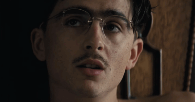 Copertina di “Dai 22 ai 26 anni ho vissuto come se mi avessero tirato via il tappeto da sotto i piedi. Resto lucido, cerco di spegnere il ‘rumore’ che c’è attorno a me”: così Timothée Chalamet