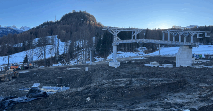 Ora è ufficiale: a Cortina la funivia “olimpica” di Socrepes non aprirà all’inizio dei giochi, ma (forse e in maniera parziale) il 12 febbraio