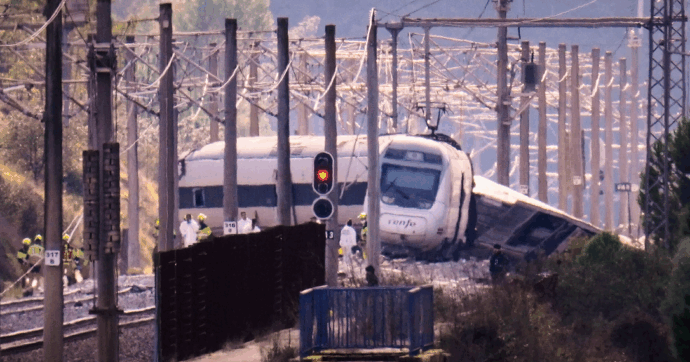 Incidente ferroviario in Spagna: i morti salgono a 41, tre dispersi. Per l’inchiesta sulle cause verranno smontati i binari