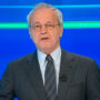 Copertina di “Vado a Mediaset o in Rai? Dove vi piace? Ho parlato con i dirigente di Viale Mazzini. E Mediaset? Perché no?”: così Enrico Mentana sulle voci dell’addio a La7