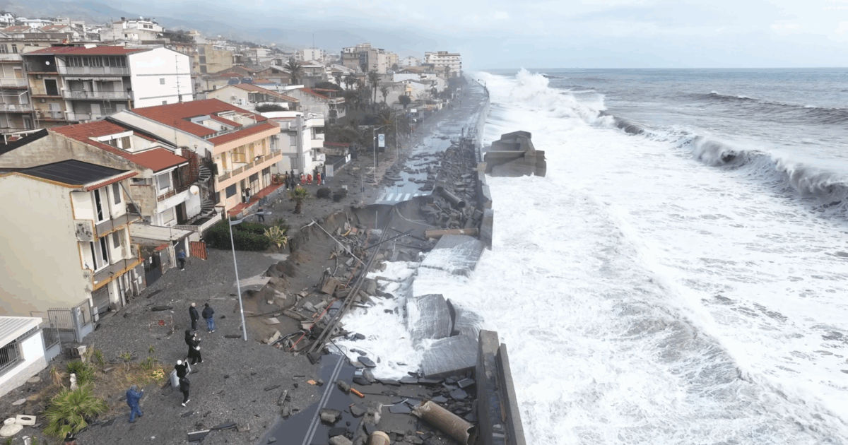 ciclone harry da dove arrivano le onde record che hanno devastato le coste del sud pasini cnr non siamo preparati da Ilfattoquotidiano.it ciclone harry da dove arrivano le onde record che hanno devastato le coste del sud pasini cnr non siamo preparati