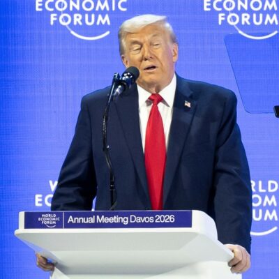 Copertina di Trump: “Non userò la forza, ma ora negoziati immediati per acquisire la Groenlandia. Se l'Europa dice di no, ce ne ricorderemo”