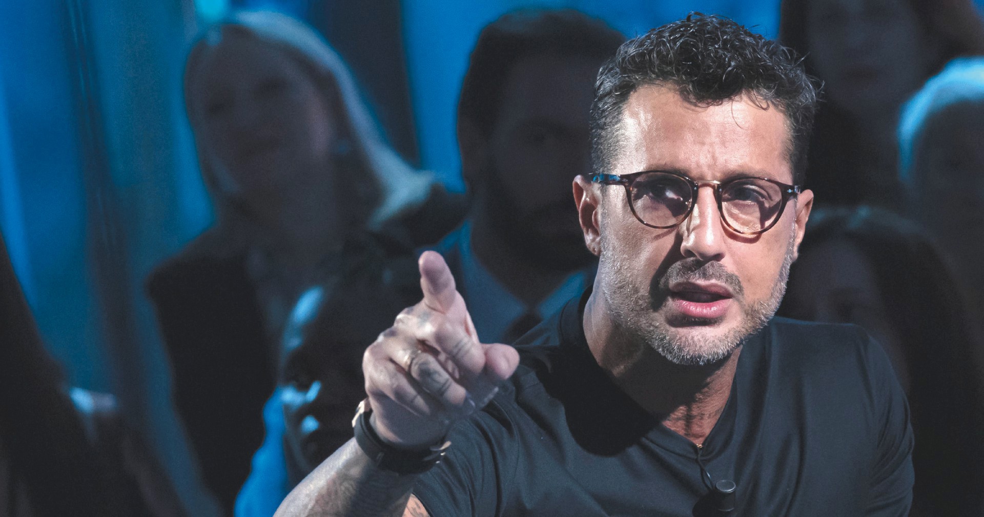 Multa da 200 mila euro a Fabrizio Corona per la sua criptovaluta 