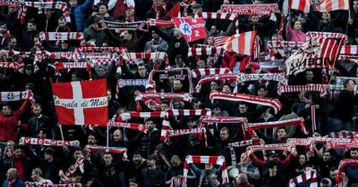 Copertina di “Via la bandiera della squadra o niente funerale”