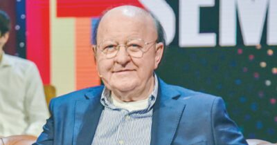 Copertina di Piacenza, teatro annulla evento con Massimo Boldi