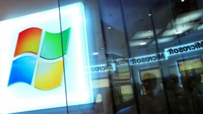 Copertina di Microsoft vuole tagliare 60mila dipendenti, un quarto della forza lavoro: “Soldi da investire nell’AI”