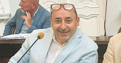 Copertina di A Castellammare ex consigliere indagato per mafia