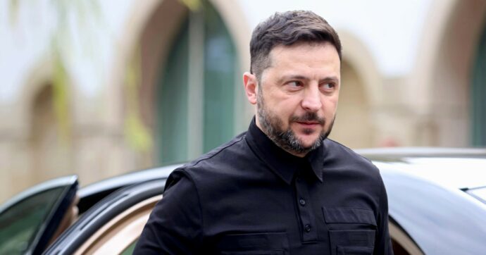 La Ue prende schiaffi ma dà 800 miliardi  a Zelensky. Orbán no