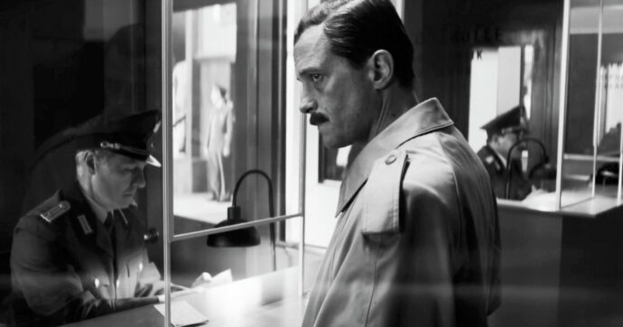 Sulle tracce di un dottore da Auschwitz al Sud America: la recensione del film ‘’La scomparsa di Josef Mengele’’