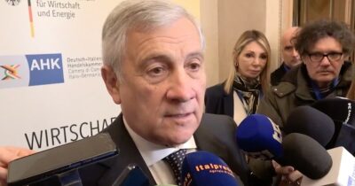 Copertina di Ucraina, Tajani: “Zelensky ingeneroso, Ue ha fatto di tutto per sostenerlo”