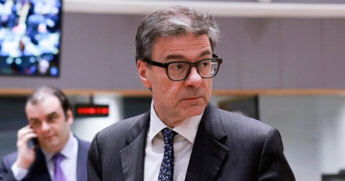 “Rottamare anche  le cartelle dei Comuni”