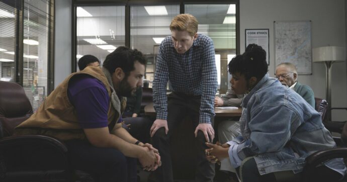 Giornalismo, tennis e sfilate: uomini in crisi (e donne pure). Da “The Paper” a “The Beauty”, le serie tv da vedere