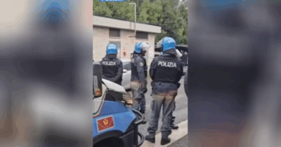 Copertina di Scontri tra tifosi del Napoli e della Lazio sull’autostrada A1 nei pressi di Frosinone: 80 identificati, sequestrate mazze e coltelli