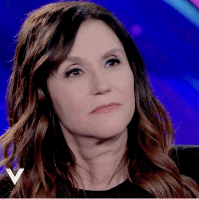 “A mia figlia avevano diagnosticato la mononucleosi e invece era il linfoma di Hodgkin. Abbiamo fatto chemioterapia e radioterapia”: la storia di Alessandra Martines