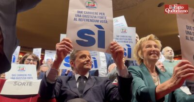 Copertina di Calenda ospite al convegno di Forza Italia in memoria di Berlusconi: “Al referendum voteremo sì”
