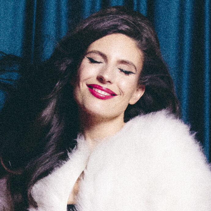 “Dopo il Festival del 2022, ho vissuto un bruttissimo rapporto col giudizio. Il mio nome d’arte? Respingente, fastidioso, ma da rivendicare”: così Ditonellapiaga