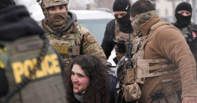 Copertina di Minneapolis, l’annuncio dello “zar dei confini”: Trump ritira 700 agenti di Ice e Border Patrol