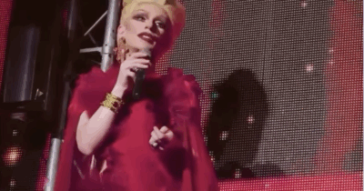 Copertina di Trovata morta su un balcone Kastadiva, storica drag queen del Muccassassina di Roma: ipotesi suicidio. Vladimir Luxuria: “Che brutta notizia”