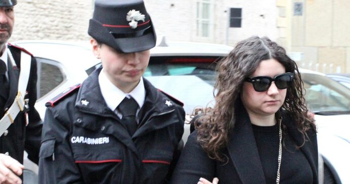 “Chiara Petrolini immatura e fragile ma capace di intendere e di volere”, le conclusioni della perizia psichiatrica sulla 22enne accusata di duplice infanticidio