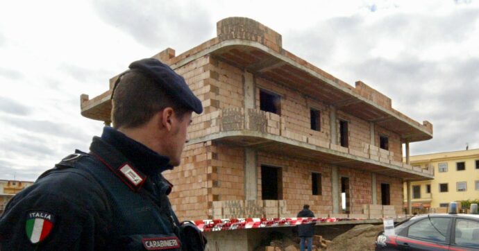 Condono edilizio: FdI Fi e Lega lo rilanciano nel Milleproroghe