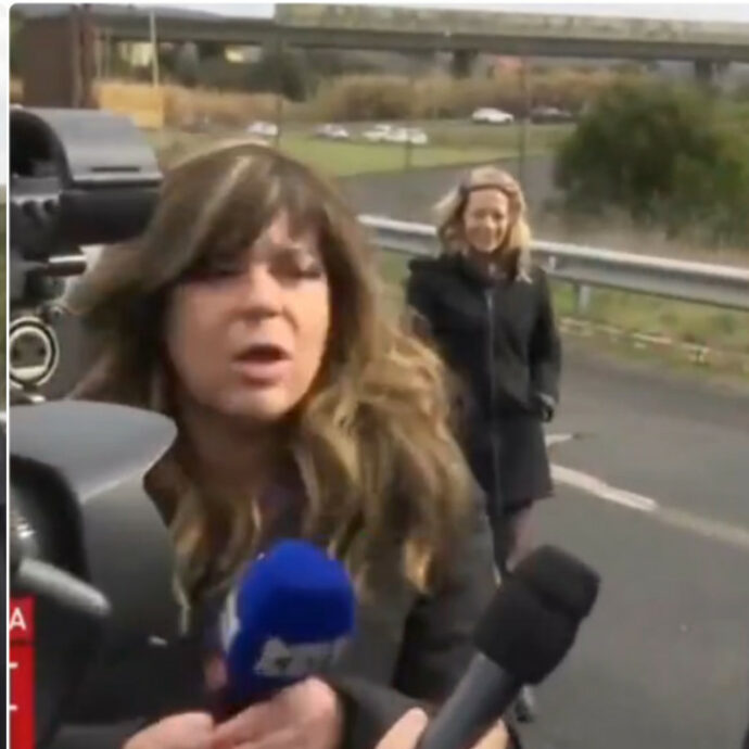 “La correttezza è correttezza”, “Siamo in diretta”: il botta e risposta davanti alle telecamere tra l’inviato di “Storie italiane” e la giornalista del Tg1