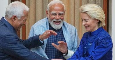 Copertina di Ue-India, firmato un accordo storico di libero scambio: “4 miliardi di dazi in meno”