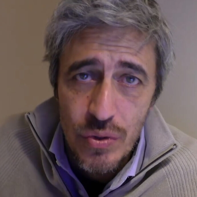 “Sono in una fase di invecchiamento mentale: guardo le polizze assicurative come a cose stupende. Ma ho una figlia di cinque anni e sono costretto a spostare avanti l’orizzonte”: così Pif