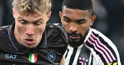 Copertina di “Mariani comunica alla Sala Var che non ha visto la situazione Bremer-Hojlund, questo è un calcio di rigore mancante”