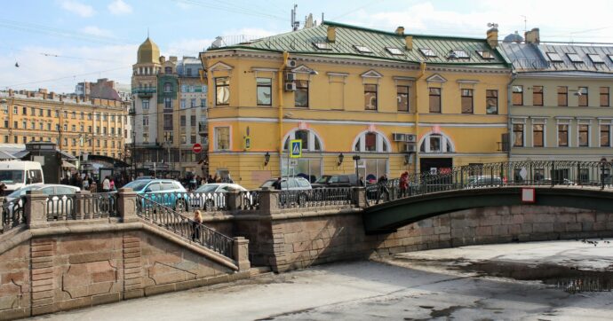 Carrère e i (falsi) cliché sulla Russia senza libertà