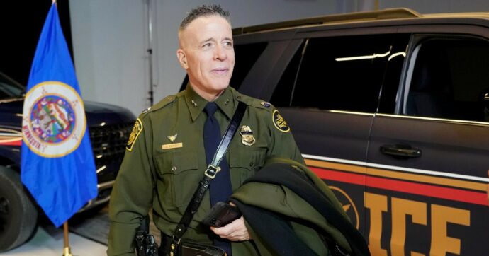 Bovino se ne va, ma col bottino di altri 26 fermi