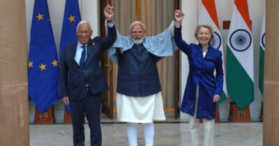 Copertina di L’India firma l’accordo di libero scambio con l’Ue: così tenta un modello di sviluppo autonomo rispetto alla Cina