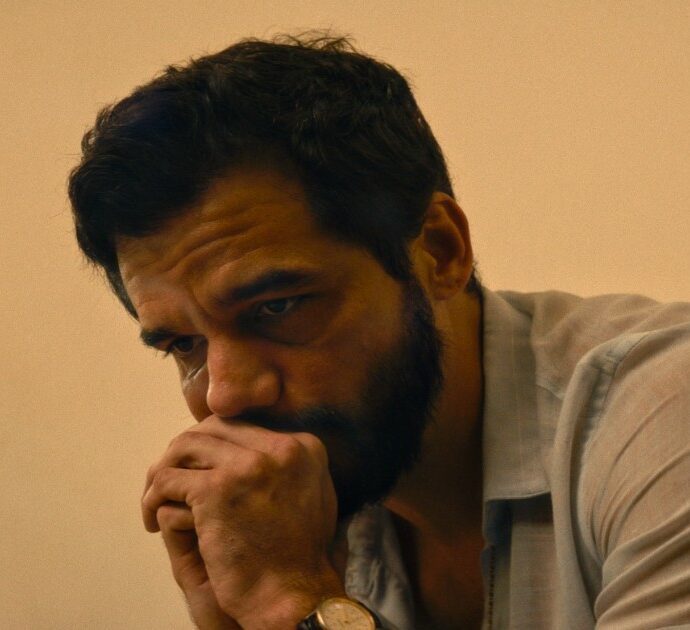 L’agente segreto – Un thriller mozzafiato che intreccia politica e tensione e quattro nomination agli Oscar 2026