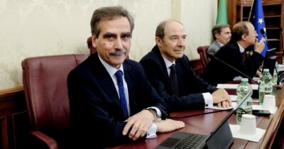 Copertina di Mps, la mediazione sulla lista del cda: Lovaglio azzoppato