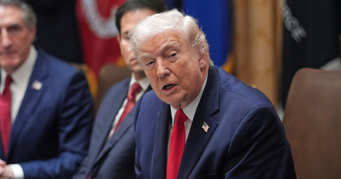 Lo scomposto agitarsi di Trump accelera il declino Usa: non tutti i mali vengono per nuocere