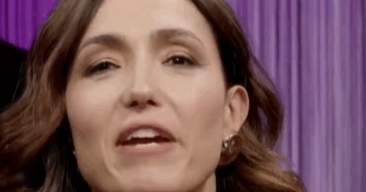 “Com’è possibile nascere a Napoli e tifare Juventus, avete dei problemi?”: Caterina Balivo lancia la provocazione a “Spazio Napoli”