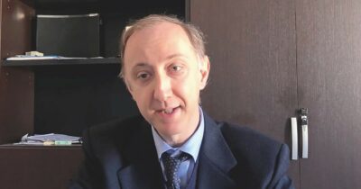 Copertina di Mafia lombarda, il comune scappa dal processo e il consigliere  FI  difende l’imputato: “No alle polizie morali”