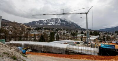 Copertina di Bob, cabinovia, Arena hockey: a otto giorni dal via Milano-Cortina è ancora tutto un cantiere