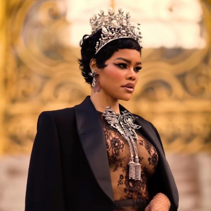 I gioielli rubati al Louvre sono “ricomparsi” alle sfilate di Parigi: ecco come è stato possibile