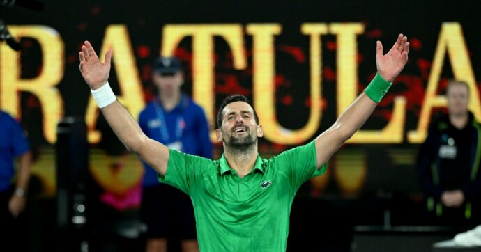 Eterno Djokovic: batte Sinner e va in finale con Alcaraz. L’analisi di Andrea Scanzi