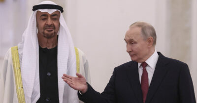 Copertina di Iran, il Cremlino pronto a evacuare il proprio personale dalla centrale nucleare di Bushehr