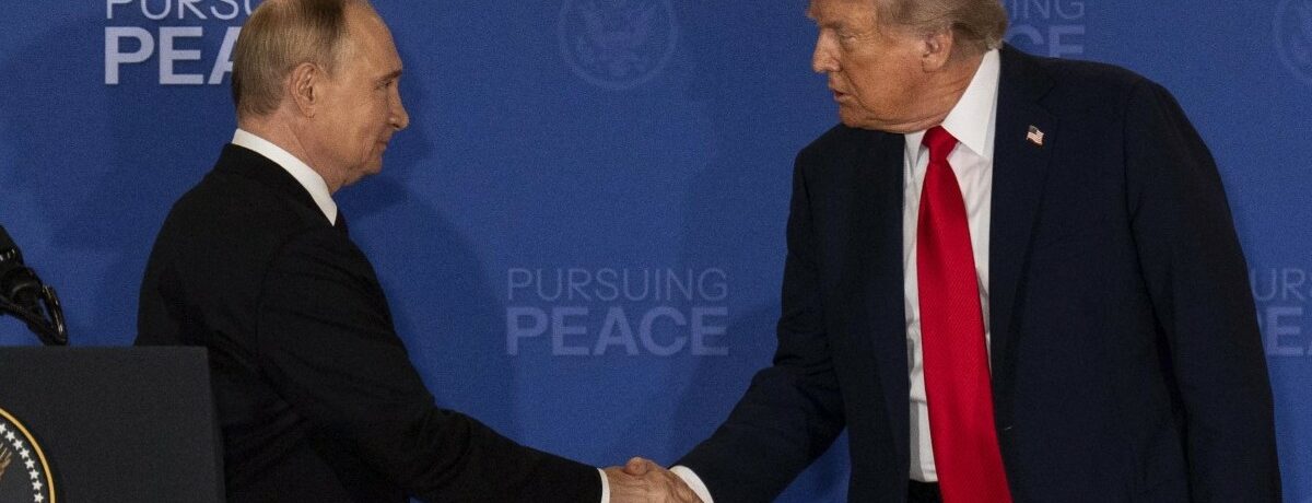 Copertina di Putin sente Trump: “Pronto a una tregua in Ucraina per il Giorno della vittoria. Saggio estendere cessate il fuoco in Iran”