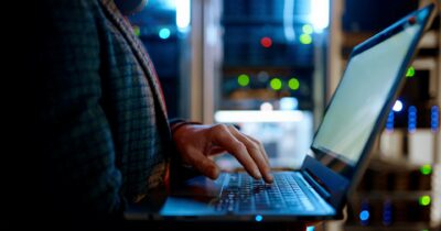 Copertina di Software ECM e chat Boccia-Ranucci.  Il fuoco incrociato contro “Report”