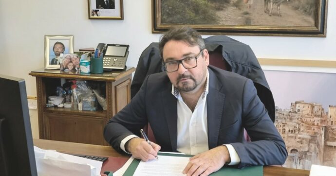 Record al bando per ufficio stampa:  9 rinvii in due anni