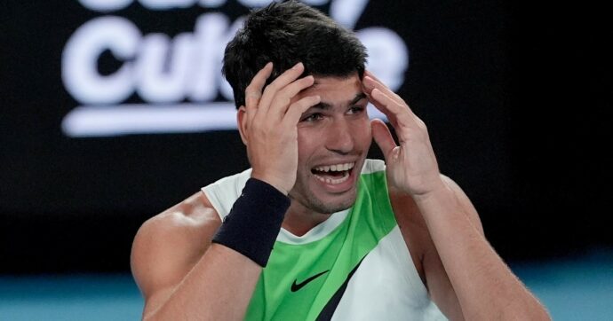 Settimo slam per Alcaraz, mix tra Nadal e Federer