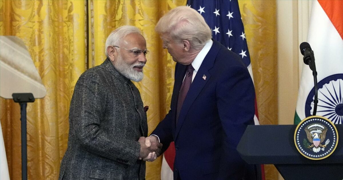 trump annuncia accordo commerciale con l8217india modi non acquister224 pi249 petrolio russo da oggi dazi al 18