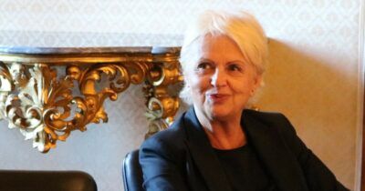 Copertina di Lo scambio di favori tra professori universitari? È corruzione. La sentenza di Perugia: una condanna e quattro a processo