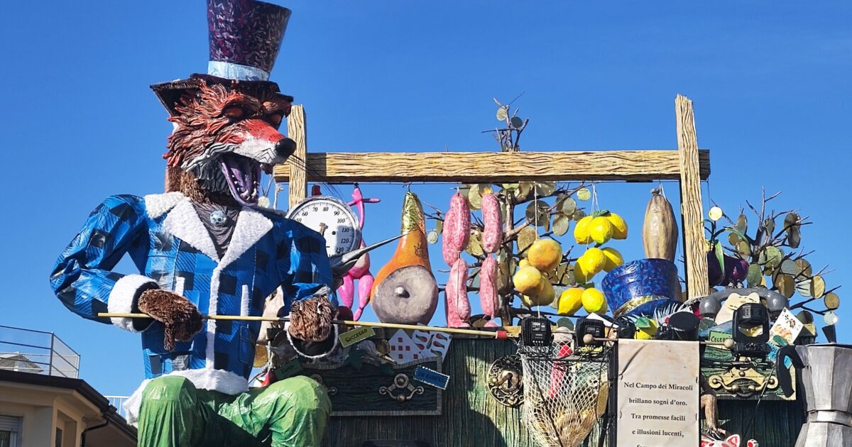 carnevale di viareggio 2026 il debutto 232 da record 100mila persone per i carri con le allegorie di trump putin e von der leyen ecco le date delle prossime sfilate anche in notturna