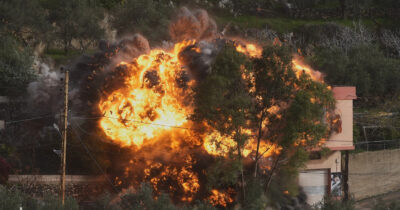 Copertina di Libano, la guerra invisibile di Israele: “A gennaio 87 attacchi aerei, record dalla firma del cessate il fuoco nel 2024”