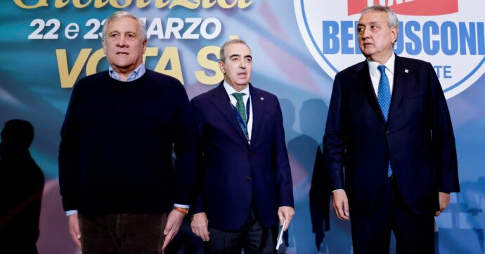 Forza Italia, la lite dei morosi. “In 15 non pagano il partito”